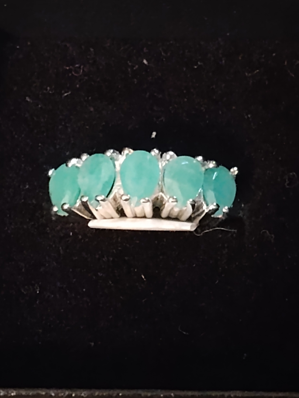 NWT! Sterling Silver Ring with Jade-Green Oval Gemstones